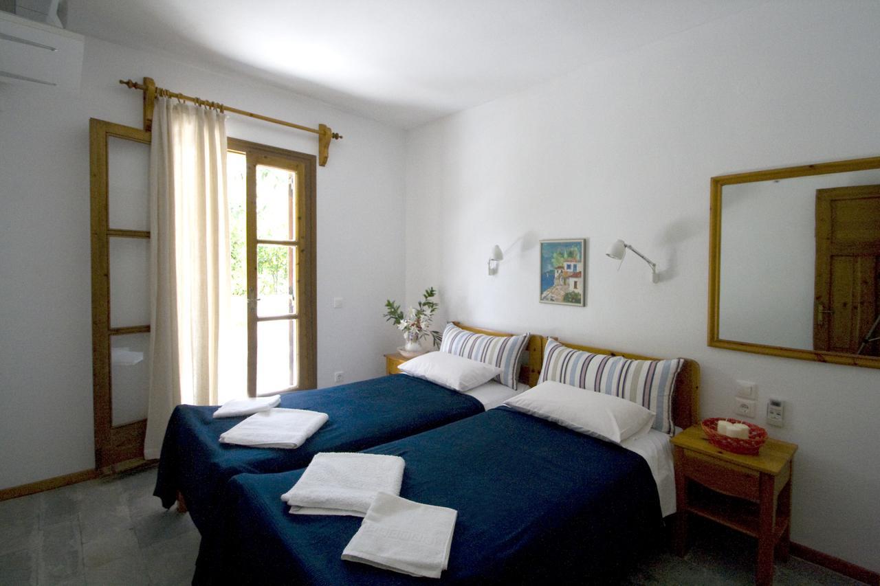 Villas Alexandra Skiathos Platanias  Екстериор снимка